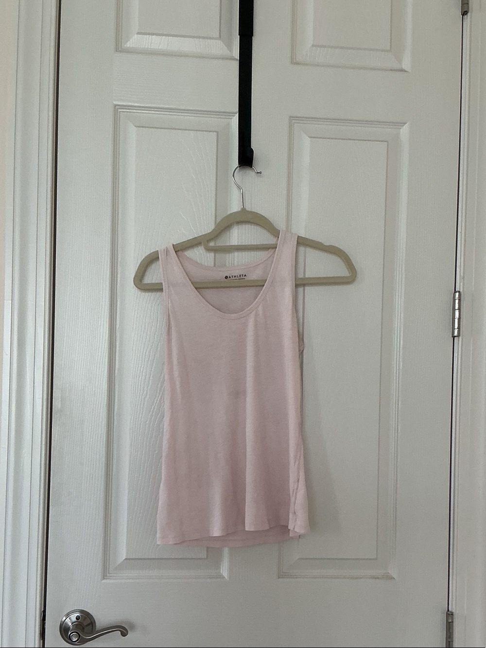 Athleta Light Pink Scoop Neck Tank Top